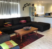 Flutterby's Beach Retreat Preston Beach - Surfers Paradise Gold Coast