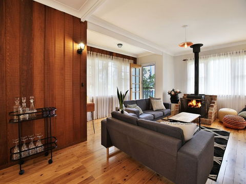 Hudson Bay At Basin View - Surfers Paradise Gold Coast 2