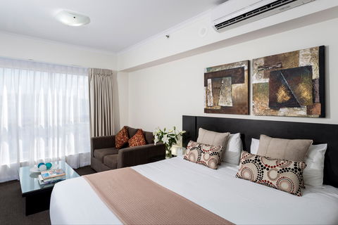 Oaks Ipswich Aspire Suites - Surfers Paradise Gold Coast 1