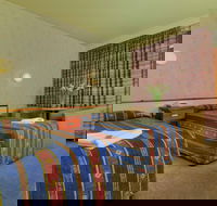 Olympia Motel - Surfers Paradise Gold Coast