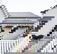The Fox House Kyneton - Surfers Paradise Gold Coast