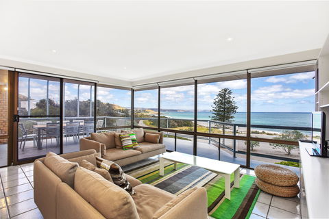 2/101 Gold Coast Drive, Carrickalinga - Surfers Paradise Gold Coast 0