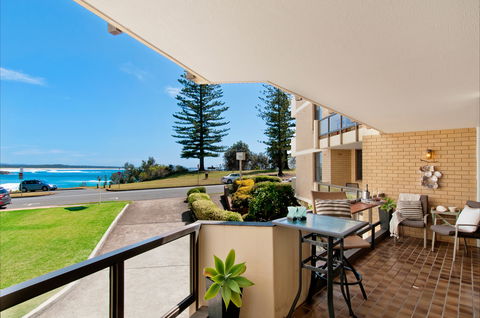 Beauty At The Beach - Surfers Paradise Gold Coast 1