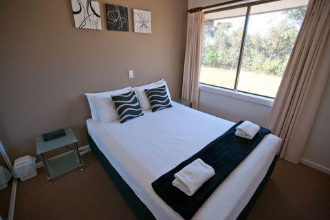 Beachside Gardens 5 - Surfers Paradise Gold Coast 2