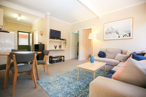 Hylander Holiday Unit - Surfers Paradise Gold Coast 1
