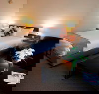 Longreach Motor Inn - Surfers Paradise Gold Coast