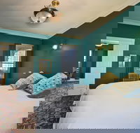 Mt Martha BB By the Sea - Surfers Paradise Gold Coast