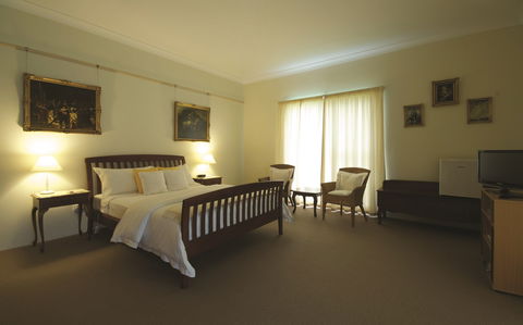 Yarrahapinni Homestead - Surfers Paradise Gold Coast 1