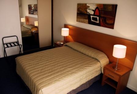 Metro Hotel & Apartments Gladstone - Surfers Paradise Gold Coast 1