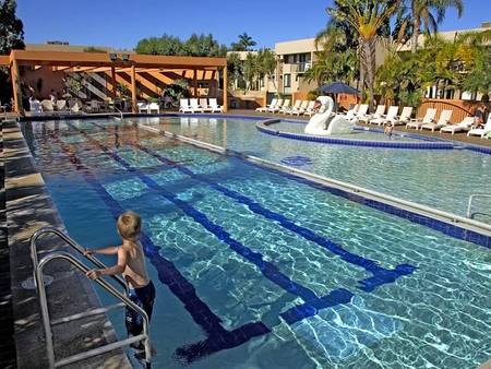 Kalbarri Beach Resort - Surfers Paradise Gold Coast 1