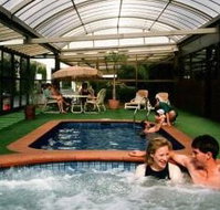 Elm Court Motel - Surfers Paradise Gold Coast
