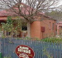 Albury Cottages - Surfers Paradise Gold Coast