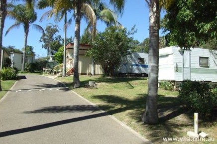 Batemans Bay Yha - Surfers Paradise Gold Coast 2