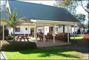 Rainbow Beach Holiday Village - Surfers Paradise Gold Coast 1