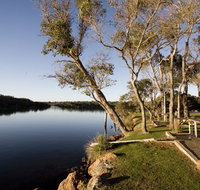 Molloy Caravan Park - Surfers Paradise Gold Coast