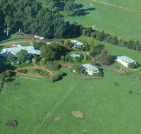 Harvey Hills Farmstay Chalets - Surfers Paradise Gold Coast