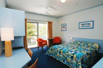 Blueys By The Beach Motel - Surfers Paradise Gold Coast 3