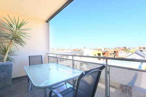 Antonas Verandah Apartments - Surfers Paradise Gold Coast 2