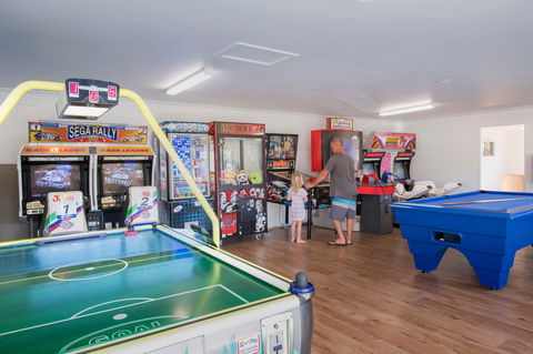 Dicky Beach Family Holiday Park - Surfers Paradise Gold Coast 1