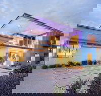 Fragrant Harbour - Surfers Paradise Gold Coast