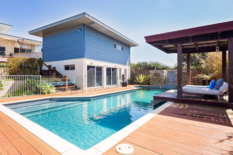 Fragrant Harbour - Surfers Paradise Gold Coast 2