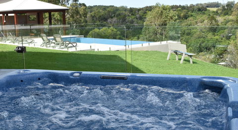 Mapleton Springs - Surfers Paradise Gold Coast 1