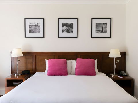 Mercure Canberra - Surfers Paradise Gold Coast 1