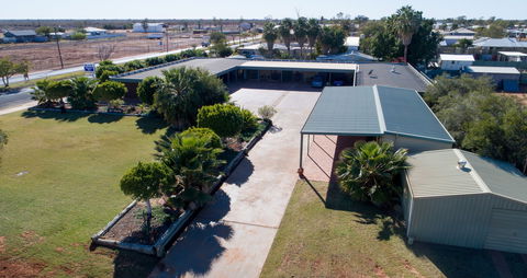 Quilpie Motor Inn - Surfers Paradise Gold Coast 1