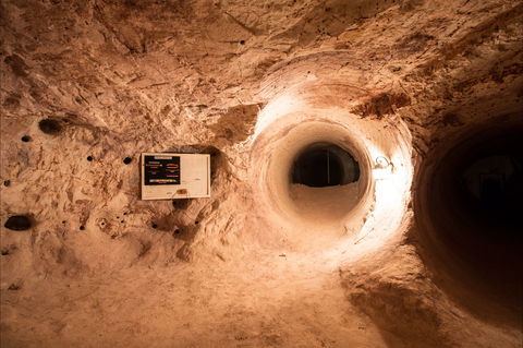 Umoona Opal Mine And Museum - Surfers Paradise Gold Coast 2