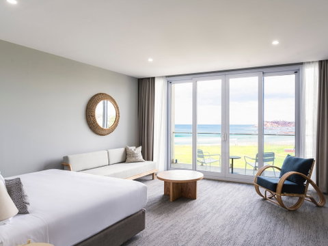 Abode Malua Bay - Surfers Paradise Gold Coast 1