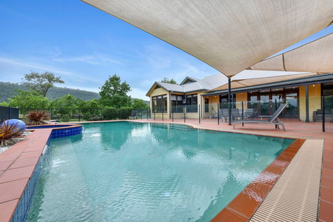 Barrington Park Estate - Surfers Paradise Gold Coast 0