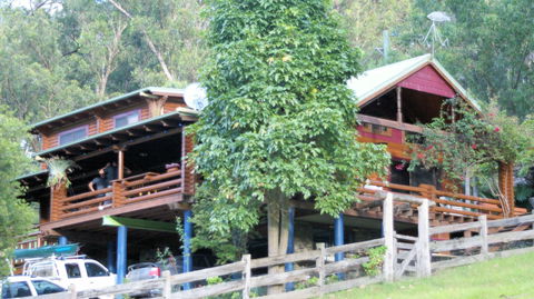 Bass Lodge - Surfers Paradise Gold Coast 1