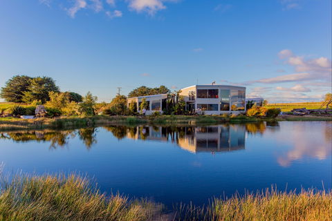 Eagles Nest Retreat - Surfers Paradise Gold Coast 1