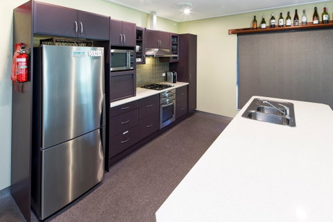 Kickenback Chalet - Surfers Paradise Gold Coast 1