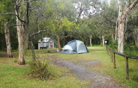 Kylies Hut Walk-in Campground - Surfers Paradise Gold Coast 0
