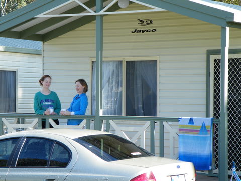 Lake Hamilton Motor Village And Caravan Park - Surfers Paradise Gold Coast 0