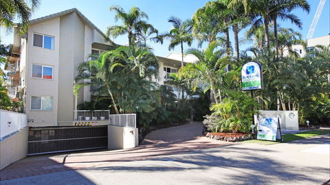 Mari Court Resort - Surfers Paradise Gold Coast 1