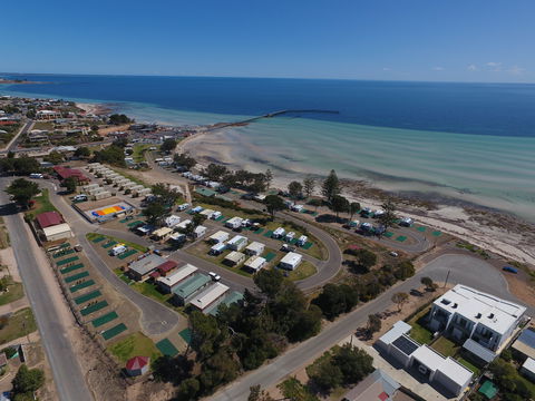 Moonta Bay Caravan Park - Surfers Paradise Gold Coast 0