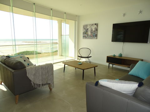 Moonta Shores - Surfers Paradise Gold Coast 1
