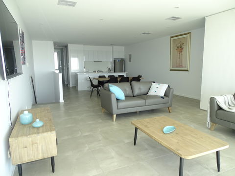 Moonta Shores - Surfers Paradise Gold Coast 2