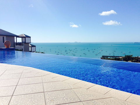 Pinnacles Resort - Surfers Paradise Gold Coast 1