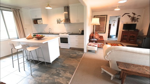 Sisters Beach House - Surfers Paradise Gold Coast 0