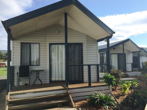 Snug Beach Cabin And Caravan Park - Surfers Paradise Gold Coast 2