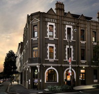 Vulcan Hotel Sydney - Surfers Paradise Gold Coast