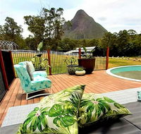 Sunshine Coast Farm Stay  - Surfers Paradise Gold Coast