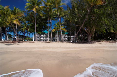 Agincourt Beachfront Apartments - Surfers Paradise Gold Coast 1