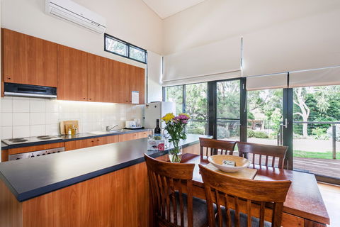 Aireys Inlet Getaway Resort - Surfers Paradise Gold Coast 0