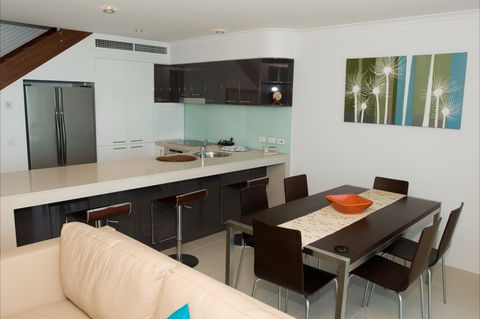 At Marina Shores - Surfers Paradise Gold Coast 2
