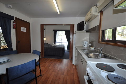 Beachside Holiday Park - Surfers Paradise Gold Coast 2
