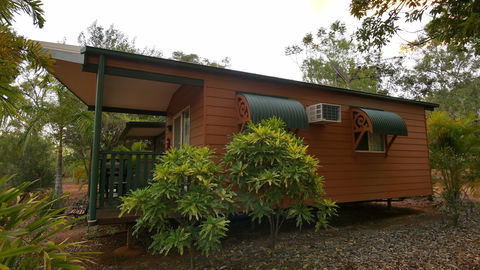 Bitter Springs Cabins And Camping - Surfers Paradise Gold Coast 2